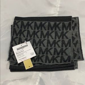 Michael Kors logo knit scarf.